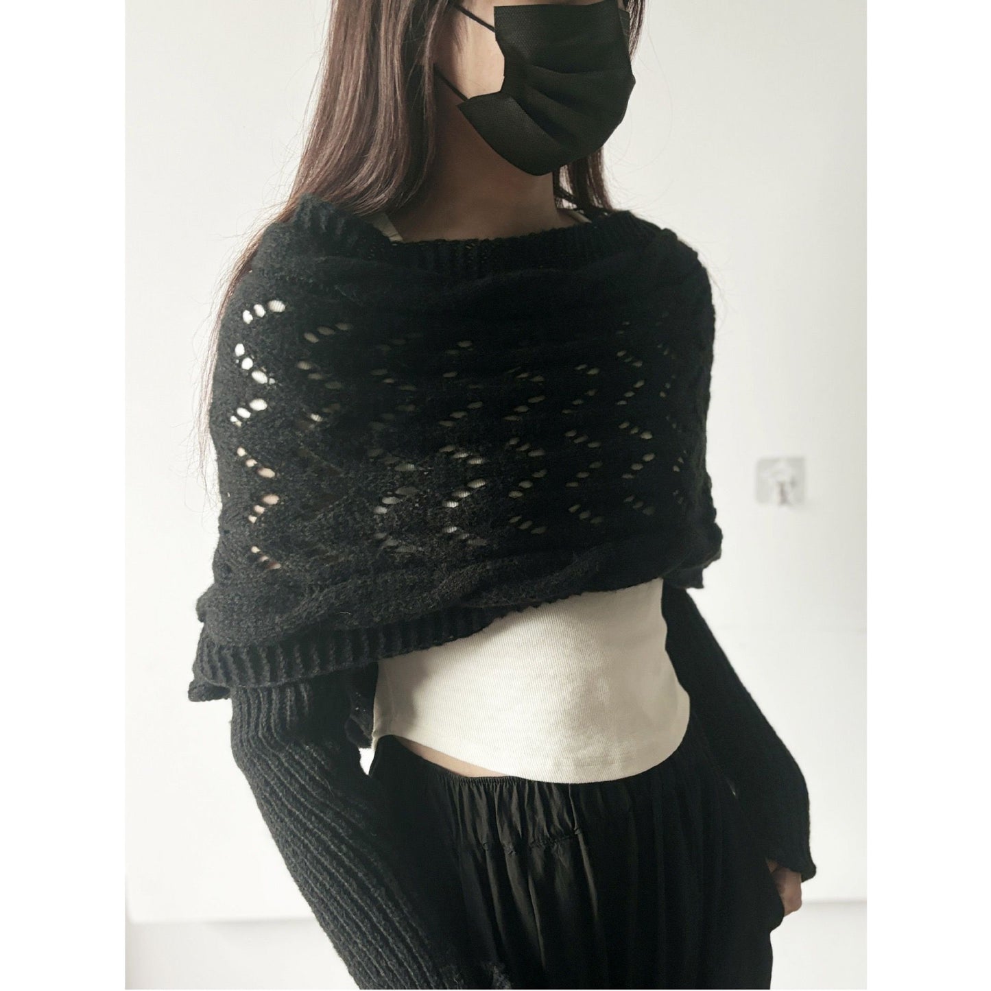 Long autumn and winter shawls, knitted scarves, and hollowed-out extended double-sleeved shawls for outerwear